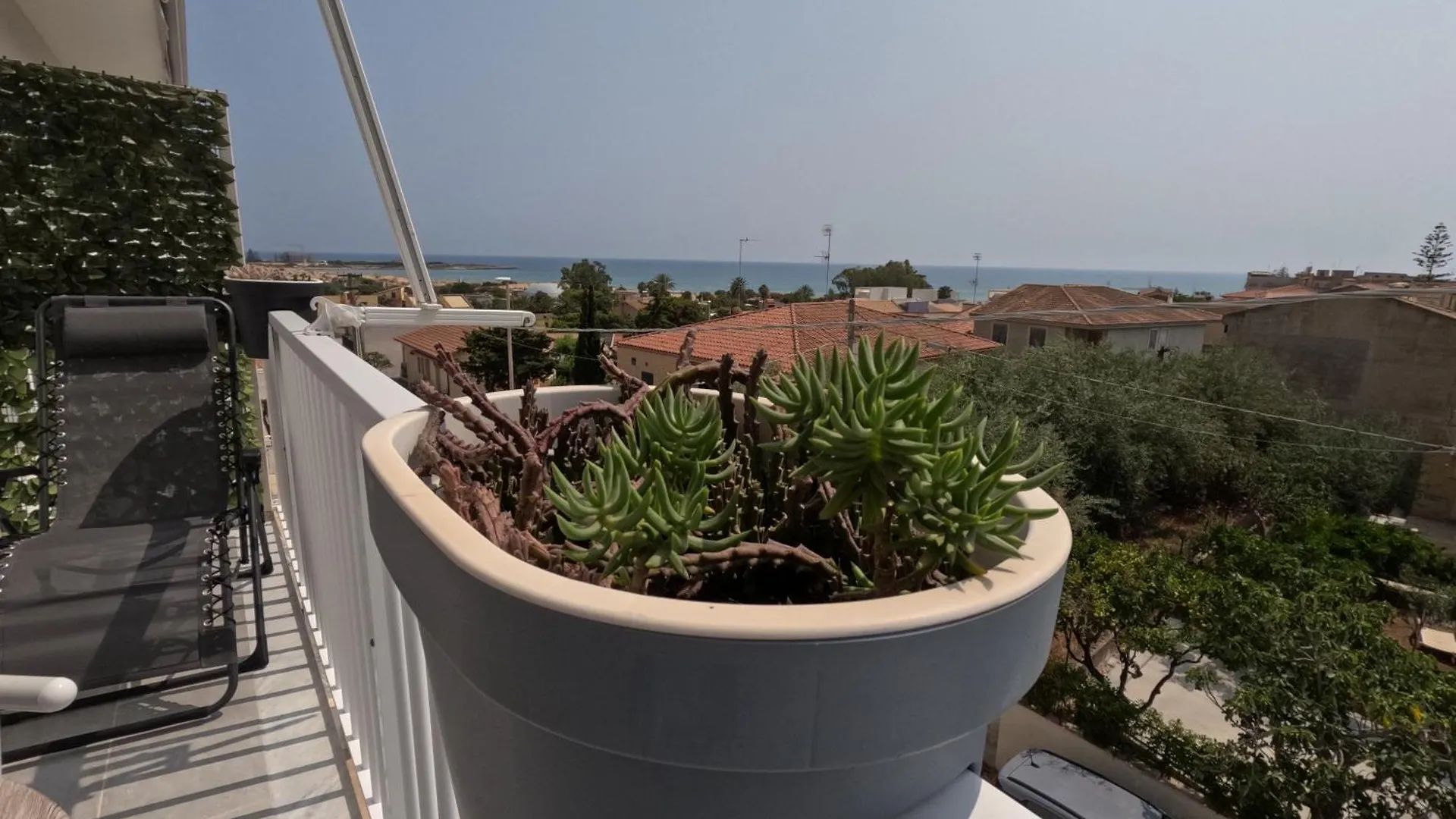 Andrea'S Home Marina di Modica Apartment